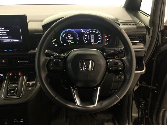 ステップワゴン ｅ：ＨＥＶスパーダ　デモカーＵＰ・ＬＥＤ・フルセグ・純正ＡＷ・ホンダＣＯＮＮＥＣＴ・ＥＴＣ（17枚目）