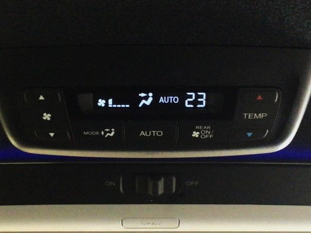 ステップワゴン ｅ：ＨＥＶスパーダ　デモカーＵＰ・ＬＥＤ・フルセグ・純正ＡＷ・ホンダＣＯＮＮＥＣＴ・ＥＴＣ（32枚目）