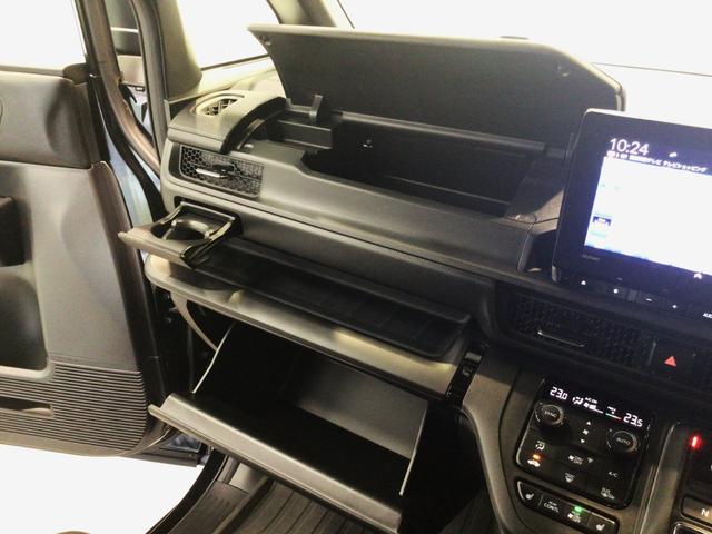 ステップワゴン ｅ：ＨＥＶスパーダ　デモカーＵＰ・ＬＥＤ・フルセグ・純正ＡＷ・ホンダＣＯＮＮＥＣＴ・ＥＴＣ（39枚目）