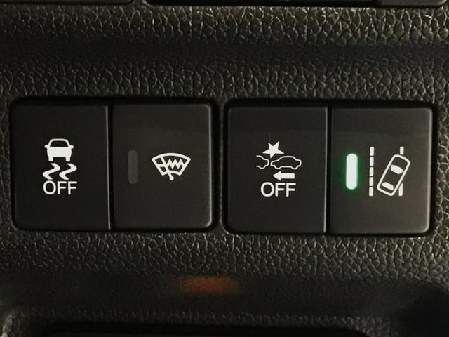 ホンダが推し進める総合先進安全装備のセンシング搭載！　衝突や斜線はみだしなどの危険が予測される時、センサーが警告。ヒューマンエラーを高度先進技術が補完してくれます。