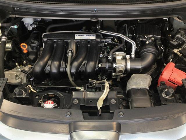 【ピカピカクリーニング】ボディ廻りはもちろん室内・シート・エンジンルーム・トランクルームなど隅々まで専門スタッフが徹底的にクリーニングし磨き上げました☆綺麗なお車で快適なドライブをお楽しみ下さい