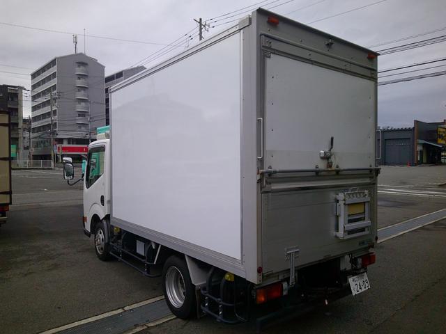 アトラストラック 　バン仕様　オートマ　最大積載１３００ｋｇ　バックモニター（2枚目）