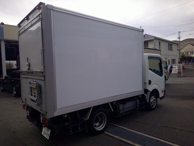 アトラストラック 　バン仕様　オートマ　最大積載１３００ｋｇ　バックモニター（3枚目）
