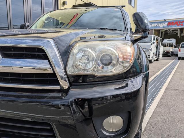 ハイラックスサーフ ＳＳＲ－Ｘリミテッド　後期モデル　ダッシュボードＧＯＯＤコンディション　エアコン　パワステ　パワーウインド　ルーフレール　ＩＮＮＯキャリアバー（4枚目）