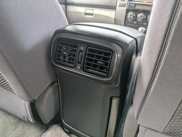 ハイラックスサーフ ＳＳＲ－Ｘリミテッド　後期モデル　ダッシュボードＧＯＯＤコンディション　エアコン　パワステ　パワーウインド　ルーフレール　ＩＮＮＯキャリアバー（57枚目）