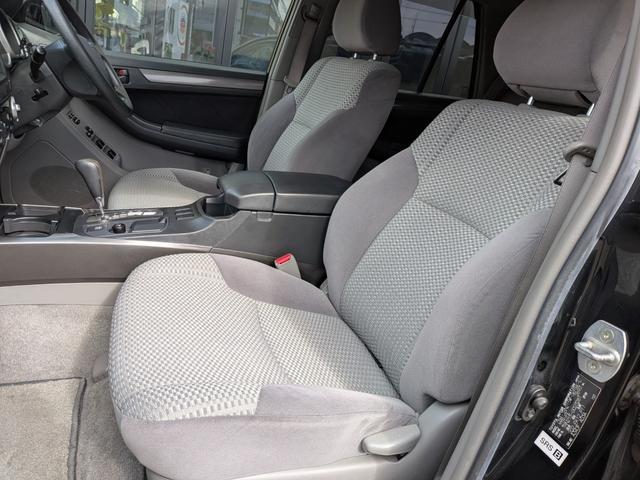 ハイラックスサーフ ＳＳＲ－Ｘリミテッド　後期モデル　ダッシュボードＧＯＯＤコンディション　エアコン　パワステ　パワーウインド　ルーフレール　ＩＮＮＯキャリアバー（62枚目）