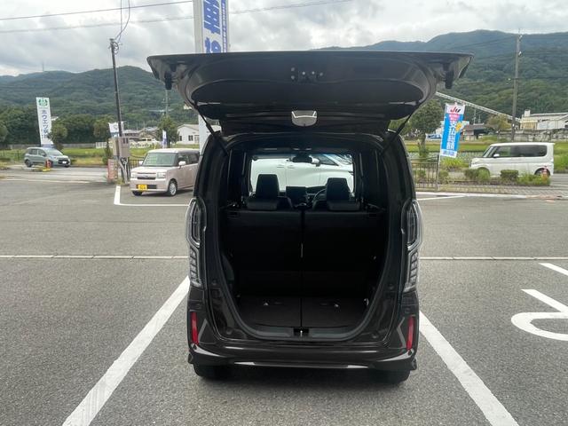 全国のオートオークションより仕入れています。お客様に合った車探しをお手伝いします。