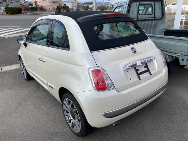 ５００Ｃ １．４　１６Ｖ　ラウンジ　ガラスルーフ　ＥＴＣ　レザーシート　１６インチアルミホイール　フォグランプ　キーレスエントリー　横滑り防止機能（12枚目）