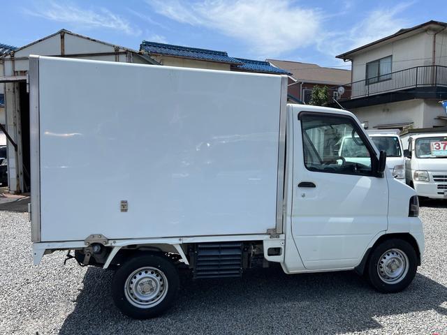 日産 ＮＴ１００クリッパートラック