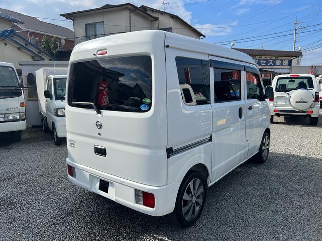 日産 ＮＶ１００クリッパーバン