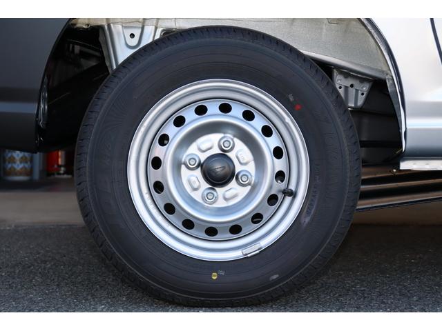 ハイゼットカーゴ ＤＸ　届出済未使用車・衝突被害軽減ブレーキシステム・カロッツェリア　ディスプレイオーディオ・バックカメラ・オートライト・アイドリングストップ・ヘッドライトレベライザー・保証書・取扱説明書（36枚目）