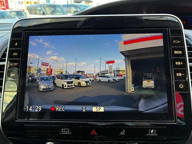 純正ナビ連動ドライブレコーダーなので、その場で録画状態を確認できます。常時録画と衝撃検知映像のフォルダが異なるので、見たい映像も直ぐに探して再生できますよ！