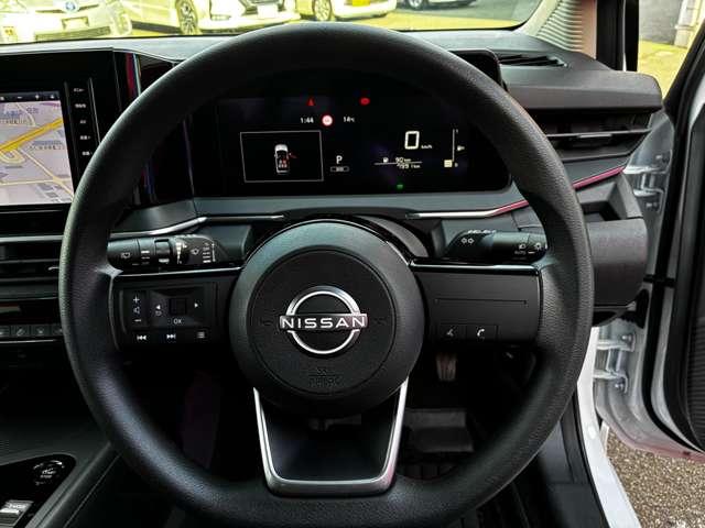 ノート １．２　Ｘ　禁煙車　全周囲カメラ　純正ナビ　前後ドラレ（5枚目）