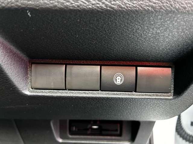 ノート １．２　Ｘ　禁煙車　全周囲カメラ　純正ナビ　前後ドラレ（10枚目）