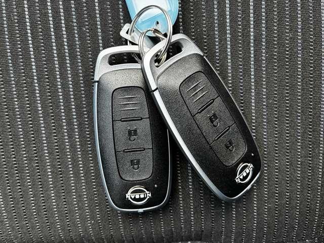 ノート １．２　Ｘ　禁煙車　全周囲カメラ　純正ナビ　前後ドラレ（18枚目）