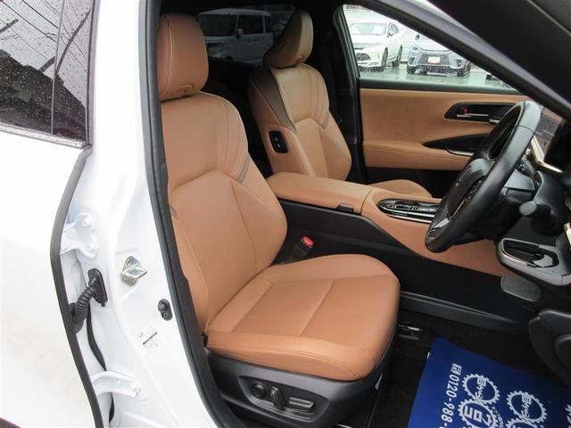 クラウンスポーツ Z 革シート サンルーフ 4WD フルセグ メモリーナビ ミュージックプレイヤー接続可 バックカメラ 衝突被害軽減システム ETC ドラレコ LEDヘッドランプ(11枚目)