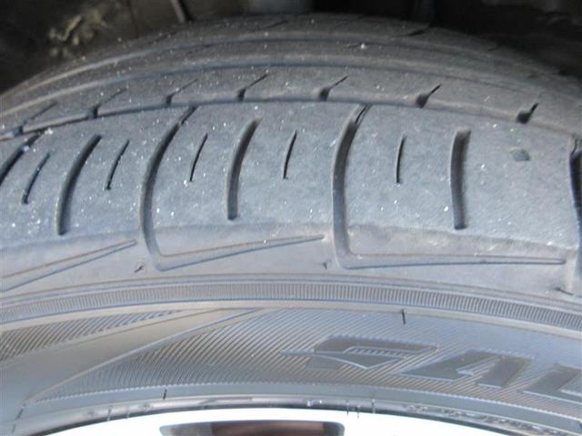 ヴォクシー ＺＳ　煌　フルセグ　メモリーナビ　ＤＶＤ再生　ミュージックプレイヤー接続可　後席モニター　バックカメラ　衝突被害軽減システム　ＥＴＣ　両側電動スライド　ＬＥＤヘッドランプ　乗車定員７人　３列シート（9枚目）