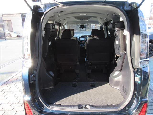 ヴォクシー ＺＳ　煌　フルセグ　メモリーナビ　ＤＶＤ再生　ミュージックプレイヤー接続可　後席モニター　バックカメラ　衝突被害軽減システム　ＥＴＣ　両側電動スライド　ＬＥＤヘッドランプ　乗車定員７人　３列シート（16枚目）