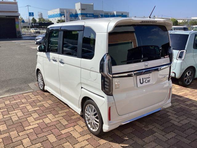 Ｎ－ＢＯＸカスタム Ｌターボ　オーディオ　ＥＴＣ　サイドエアバッグ＋カーテンエアバッグ両側電動スライドドア　フロントシートヒーター　シートバックテーブルオートリトラミラー　純正１５インチアルミホイル（9枚目）