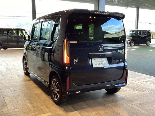 N-BOXカスタム ベースグレード 純正ナビ ETC 両側電動スライドドア フロントシートヒーターオートリトラミラー 純正14インチアルミホイル シートバックテーブルプッシュスタート 元デモカー(9枚目)