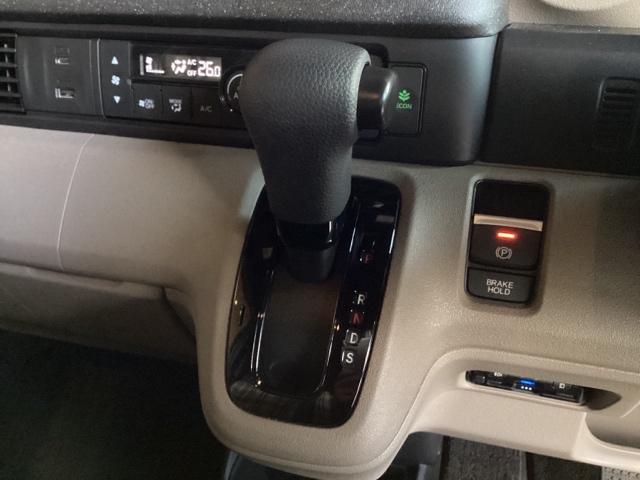 N-BOX ベースグレード 純正ナビ ETC 前後ドラレコ マルチビューカメラ 両側電動スライドドア オートリトラミラー フロントシートヒーター シートバックテーブル ツートンカラー(17枚目)