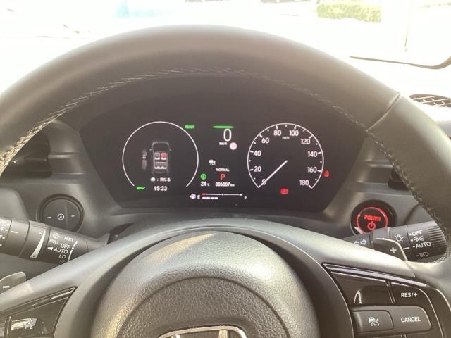 ヴェゼル e:HEVZ 純正コネクトナビ ETC パワーテールゲート プッシュスタート本革巻きステアリング 純正18インチアルミホイル 元デモカー(12枚目)