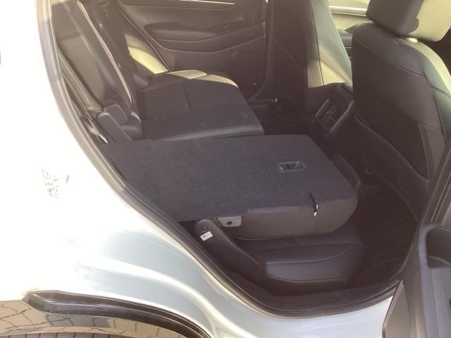 ヴェゼル e:HEVZ 純正コネクトナビ ETC パワーテールゲート プッシュスタート本革巻きステアリング 純正18インチアルミホイル 元デモカー(26枚目)