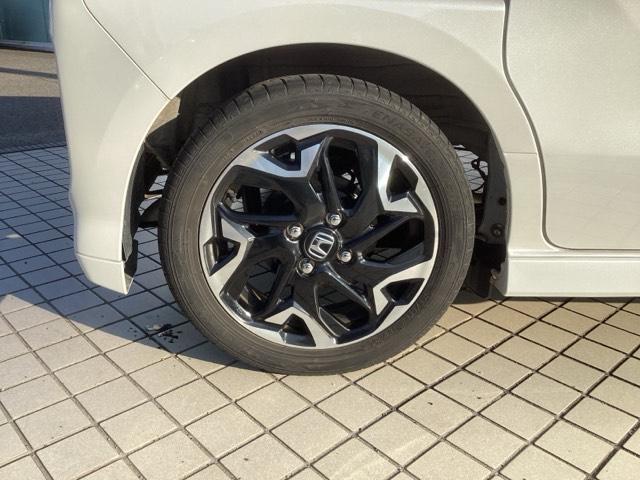 N-BOXカスタム G・Lターボホンダセンシング 純正ナビ ETC フロントドラレコ 地デジ ミュージックラックリヤモニター サイドエアバッグ+カーテンエアバッグ 両側電動スライドドア シートバックテーブル(20枚目)