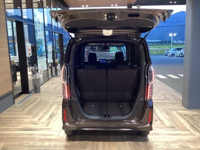 N-BOXカスタム G・Lホンダセンシング 純正ナビ ETC サイドエアバッグ+カーテンエアバッグ オートリトラミラー 両側電動スライドドア フロントシートヒーター 純正14インチアルミホイル ホンダセンシング(19枚目)