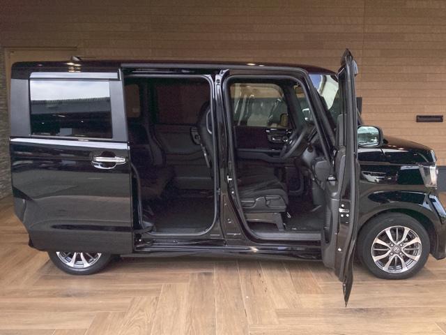 Ｎ－ＢＯＸカスタム Ｌ　純正ナビ　ＥＴＣ　フロントドラレコ　サイドエアバッグ＋カーテンエアバッグ　フロントシートヒーター　シートバックテーブル　プラズマクラスター技術搭載フルオートエアコン　純正１４インチアルミホイル（5枚目）