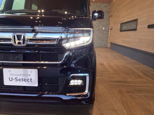 Ｎ－ＢＯＸカスタム Ｌ　純正ナビ　ＥＴＣ　フロントドラレコ　サイドエアバッグ＋カーテンエアバッグ　フロントシートヒーター　シートバックテーブル　プラズマクラスター技術搭載フルオートエアコン　純正１４インチアルミホイル（11枚目）