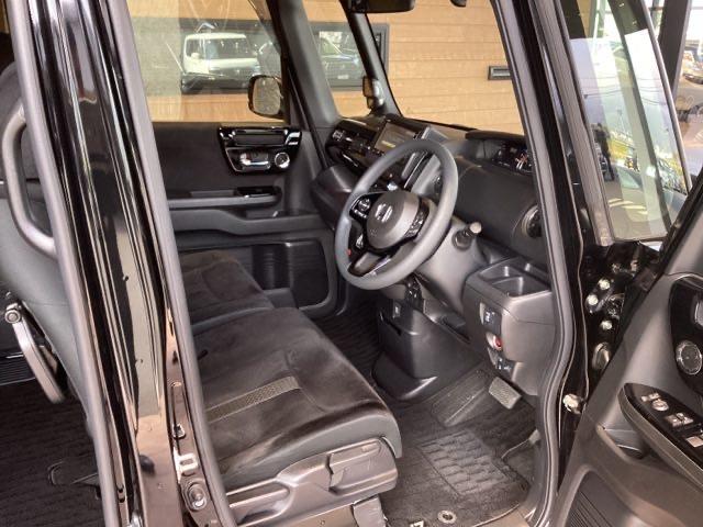 Ｎ－ＢＯＸカスタム Ｌ　純正ナビ　ＥＴＣ　フロントドラレコ　サイドエアバッグ＋カーテンエアバッグ　フロントシートヒーター　シートバックテーブル　プラズマクラスター技術搭載フルオートエアコン　純正１４インチアルミホイル（26枚目）