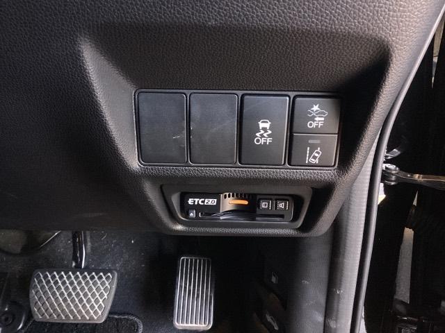 ステップワゴンスパーダ スパーダホンダセンシング 純正ナビ ETC フロントドラレコ 地デジ わくわくゲート2列目ベンチシート(8人乗り) 純正16インチアルミホイール(14枚目)