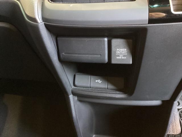 ステップワゴンスパーダ スパーダホンダセンシング 純正ナビ ETC フロントドラレコ 地デジ わくわくゲート2列目ベンチシート(8人乗り) 純正16インチアルミホイール(16枚目)