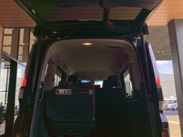 ステップワゴンスパーダ スパーダホンダセンシング 純正ナビ ETC フロントドラレコ 地デジ わくわくゲート2列目ベンチシート(8人乗り) 純正16インチアルミホイール(27枚目)