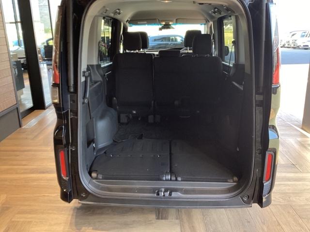 ステップワゴンスパーダ スパーダホンダセンシング 純正ナビ ETC フロントドラレコ 地デジ わくわくゲート2列目ベンチシート(8人乗り) 純正16インチアルミホイール(29枚目)