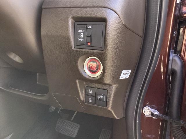 N-BOX L 純正ナビ ETC 前後ドラレコ 左電動スライドドア フロントシートヒーター シートバックテーブル ホンダセンシング(17枚目)