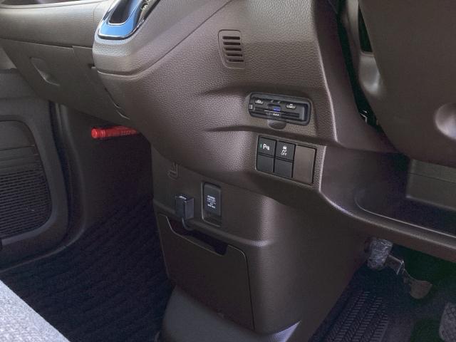 N-BOX L 純正ナビ ETC 前後ドラレコ 左電動スライドドア フロントシートヒーター シートバックテーブル ホンダセンシング(18枚目)