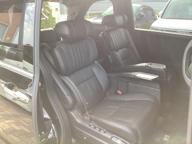 オデッセイハイブリッド e:HEVアブソルート・EXブラックエディション 純正ナビ ETC 1列目・2列目パワーシート+シートヒーターハンズフリーパワーテールゲート 本革シート 純正18インチアルミホイル(14枚目)