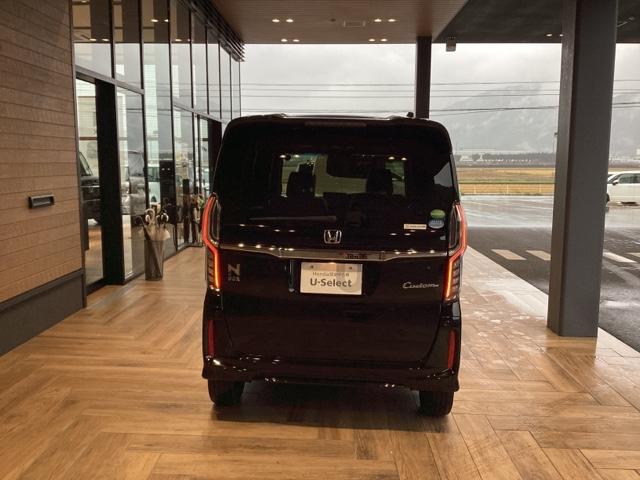 Ｎ－ＢＯＸカスタム Ｇ・ＥＸターボホンダセンシング　純正ナビ　地デジ　ミュージックラック　ＥＴＣ　フロントドラレコサイドエアバッグ＋カーテンエアバッグ　両側電動スライドドア助手席スーパースライドシート　フロントシートヒーター（3枚目）