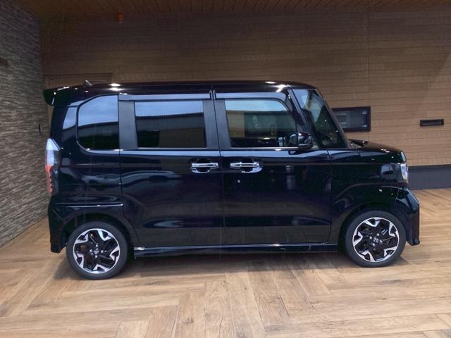 Ｎ－ＢＯＸカスタム Ｇ・ＥＸターボホンダセンシング　純正ナビ　地デジ　ミュージックラック　ＥＴＣ　フロントドラレコサイドエアバッグ＋カーテンエアバッグ　両側電動スライドドア助手席スーパースライドシート　フロントシートヒーター（4枚目）