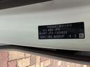 ベースグレード　純正ナビ　ＥＴＣ　両側電動スライドドア　フロントシートヒーターシートバックテーブル　オートリトラミラー　１４インチアルミホイル元デモカー（21枚目）