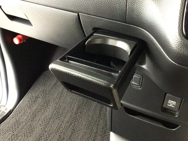 N-BOXカスタム G・Lホンダセンシング LED・フルセグ・メモリナビ・DVD・CD・バックカメラ・純正AW・ETC(35枚目)