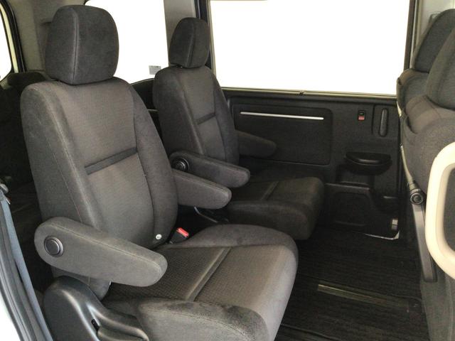 ステップワゴンスパーダ スパーダホンダセンシング　ＬＥＤ・フルセグ・メモリナビ・ＤＶＤ・ＣＤ・バックカメラ・純正ＡＷ・ＥＴＣ（14枚目）