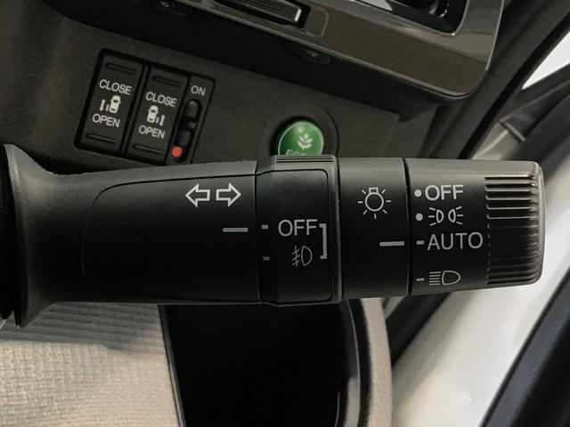 ステップワゴンスパーダ スパーダホンダセンシング　ＬＥＤ・フルセグ・メモリナビ・ＤＶＤ・ＣＤ・バックカメラ・純正ＡＷ・ＥＴＣ（32枚目）