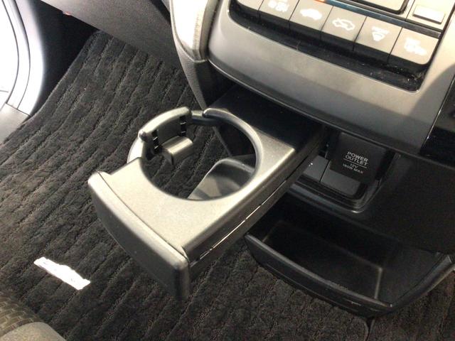 ステップワゴンスパーダ スパーダホンダセンシング　ＬＥＤ・フルセグ・メモリナビ・ＤＶＤ・ＣＤ・バックカメラ・純正ＡＷ・ＥＴＣ（35枚目）