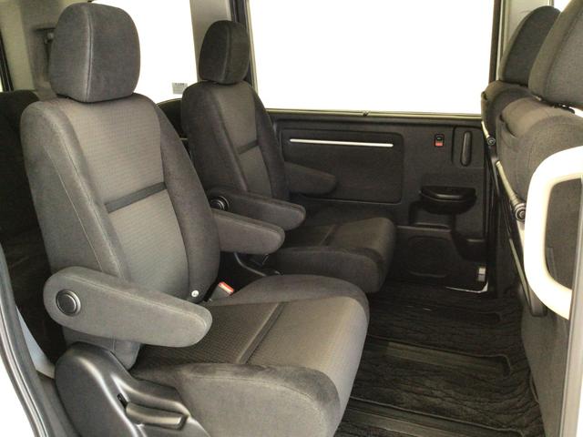 ステップワゴンスパーダ ｅ：ＨＥＶスパーダＧホンダセンシング　ＬＥＤ・フルセグ・メモリナビ・ＤＶＤ・ＣＤ・バックカメラ・純正ＡＷ・ＥＴＣ（14枚目）