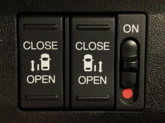 ステップワゴンスパーダ スパーダホンダセンシング　ＬＥＤ・フルセグ・メモリナビ・ＤＶＤ・ＣＤ・バックカメラ・純正ＡＷ・ＥＴＣ（10枚目）