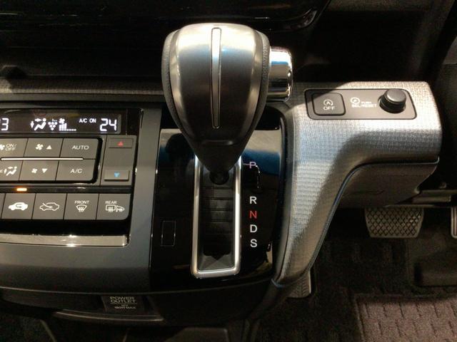 ステップワゴンスパーダ スパーダホンダセンシング　ＬＥＤ・フルセグ・メモリナビ・ＤＶＤ・ＣＤ・バックカメラ・純正ＡＷ・ＥＴＣ（26枚目）