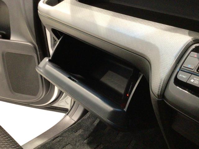 ステップワゴンスパーダ スパーダホンダセンシング　ＬＥＤ・フルセグ・メモリナビ・ＤＶＤ・ＣＤ・バックカメラ・純正ＡＷ・ＥＴＣ（35枚目）